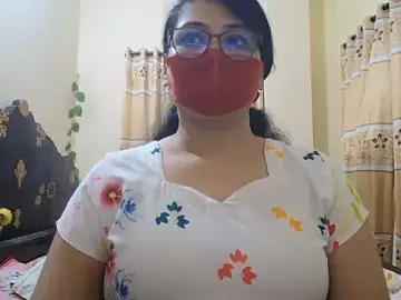 Stripchat Adult Webcam of Elena_cruz5