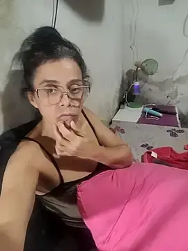 Stripchat Nude Webcam of Cristotoza