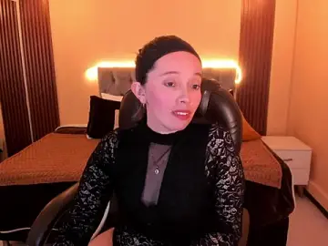 Stripchat Live Sex Cam of Victoria__blake_