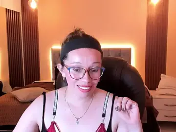 Stripchat Watch Live Sex Cams of Victoria__blake_