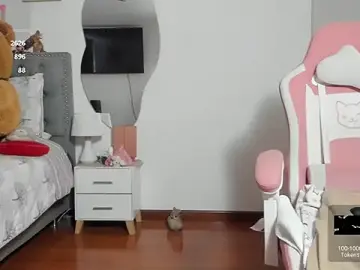 Stripchat Free Porn Cam of samysweet_8