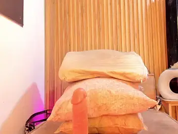 Stripchat Free Live Porn of sofhiaa_adaams