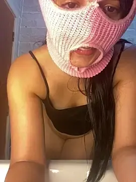Stripchat Sex Chat of Rabab_Queen