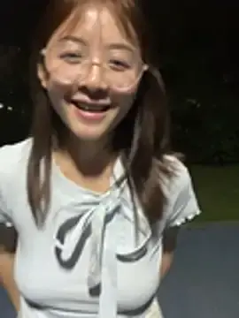 Stripchat Free Porn Cam of Yang_127