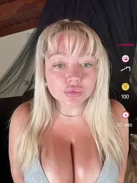 Stripchat Best live sex cam show of misstitmouseofficial