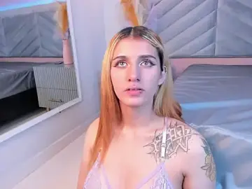 Stripchat Live Sex Cam of scarlet__rossi