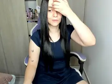 Stripchat Sex Cam of lucia_s1