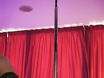 Stripchat Live Porn of LuxenNoir