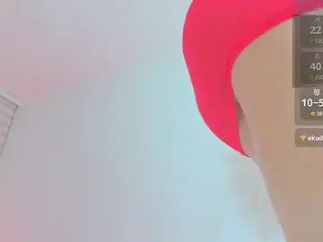 Stripchat Free Porn Cam of dollface17