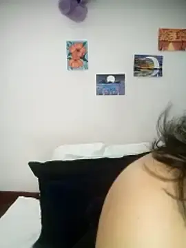Stripchat Sex Cam of angi_daw