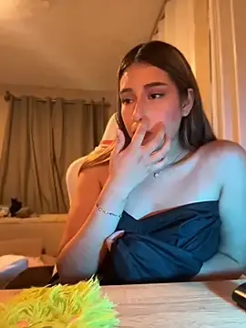 Stripchat Free Porn Cam of romyamo