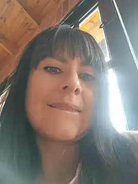 Stripchat Watch Live Sex Cams of Lyonette_reading1