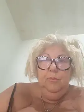 Stripchat Live Sex Cam of Merilulla