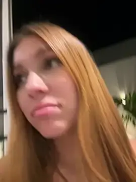 Stripchat Live Sex Cam of Nikii__