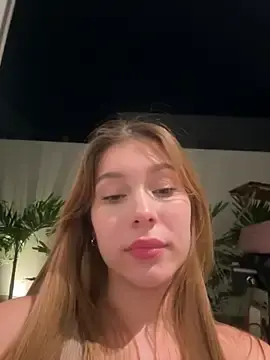 Stripchat Best Webcam of Nikii__