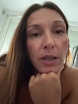 Stripchat Live Sex of chiara-loveandlife