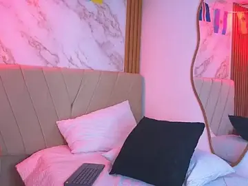 Stripchat Watch Live Sex Cams of j_belle_