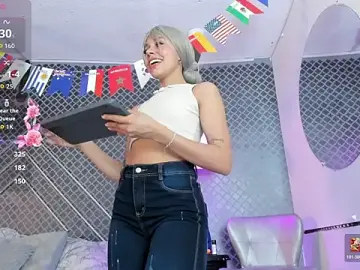 Stripchat Live Porn of Aleja_bloom