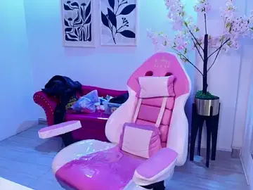 Stripchat Free Porn Cam of Miia__owens