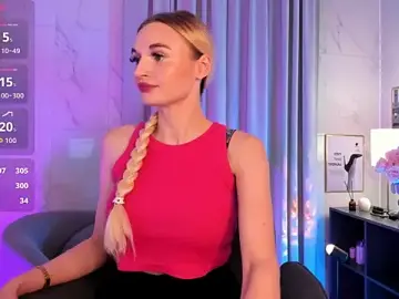 Mila__Lux from stripchat