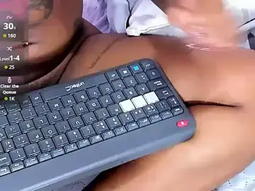 Stripchat Watch Live Sex Cams of Pauline_Fox