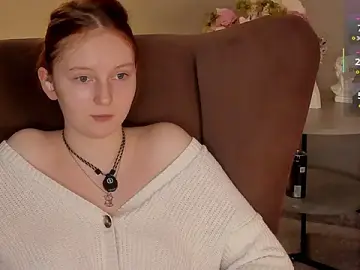 AngelWisee from stripchat