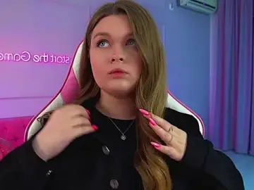 Stripchat Live Sex of CrystalLyons