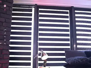 Stripchat Free Porn Cam of MissKiarra