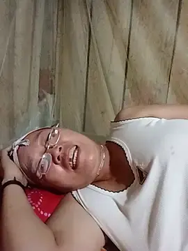 Stripchat Live Porn of Agnes-baby