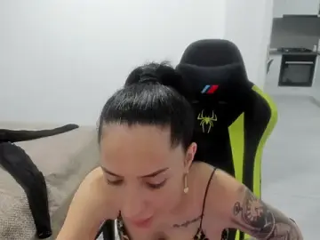 Stripchat Live Porn of Emmapmg