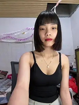 Stripchat Live Sex Cam of andymi1