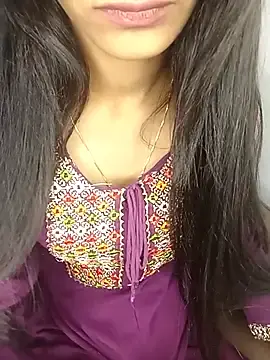 Stripchat Free Porn Cam of Marathi_Queen1