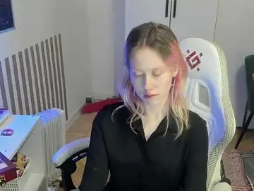 Stripchat Sex Cam of Silly__Milly