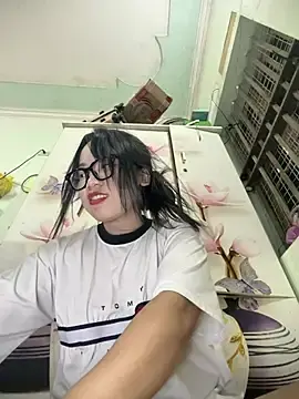 Stripchat Best Webcam of Emmiuuuu03
