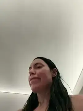 Stripchat Sex Cam of MyaSplash