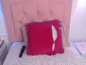 Stripchat Live Sex Cam of NathaliaMayson