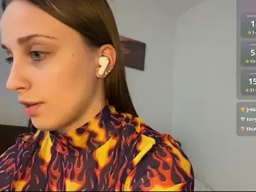 Stripchat Live Sex of LunaDarkwood