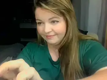 Stripchat Live Sex Cam of cute__cherry