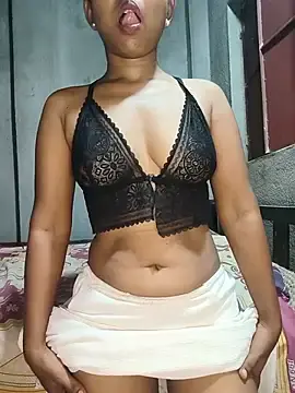 SexyMeena95 from stripchat