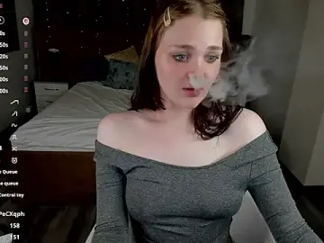 Stripchat Best Webcam of Emilly_Hiil