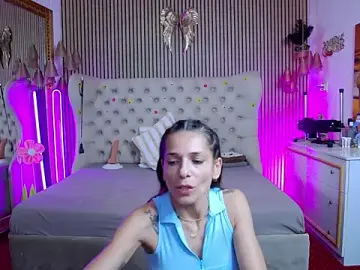 Stripchat Sex Cam of PlayfulShow
