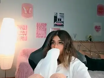 Stripchat Watch Live Sex Cams of dinnerwithflowers