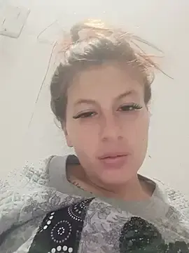 Stripchat Live Porn of samy_17