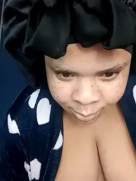 Stripchat Sex Cam of Sweet-Bella17