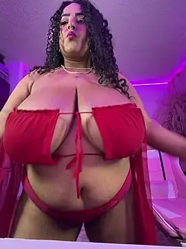 Stripchat Sex Cam of ariadna_cooper
