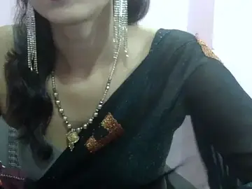 Stripchat Sex Cam of Laila_Cute