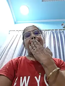 Stripchat Adult Video Chat of Priya-696