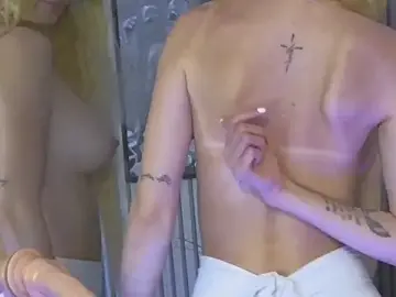KarmaArms from stripchat