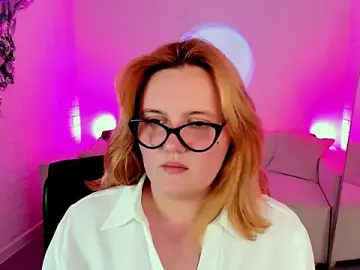 Stripchat Free Porn Cam of KathyBriggs