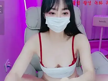 Stripchat Nude Webcam of baby_taeri